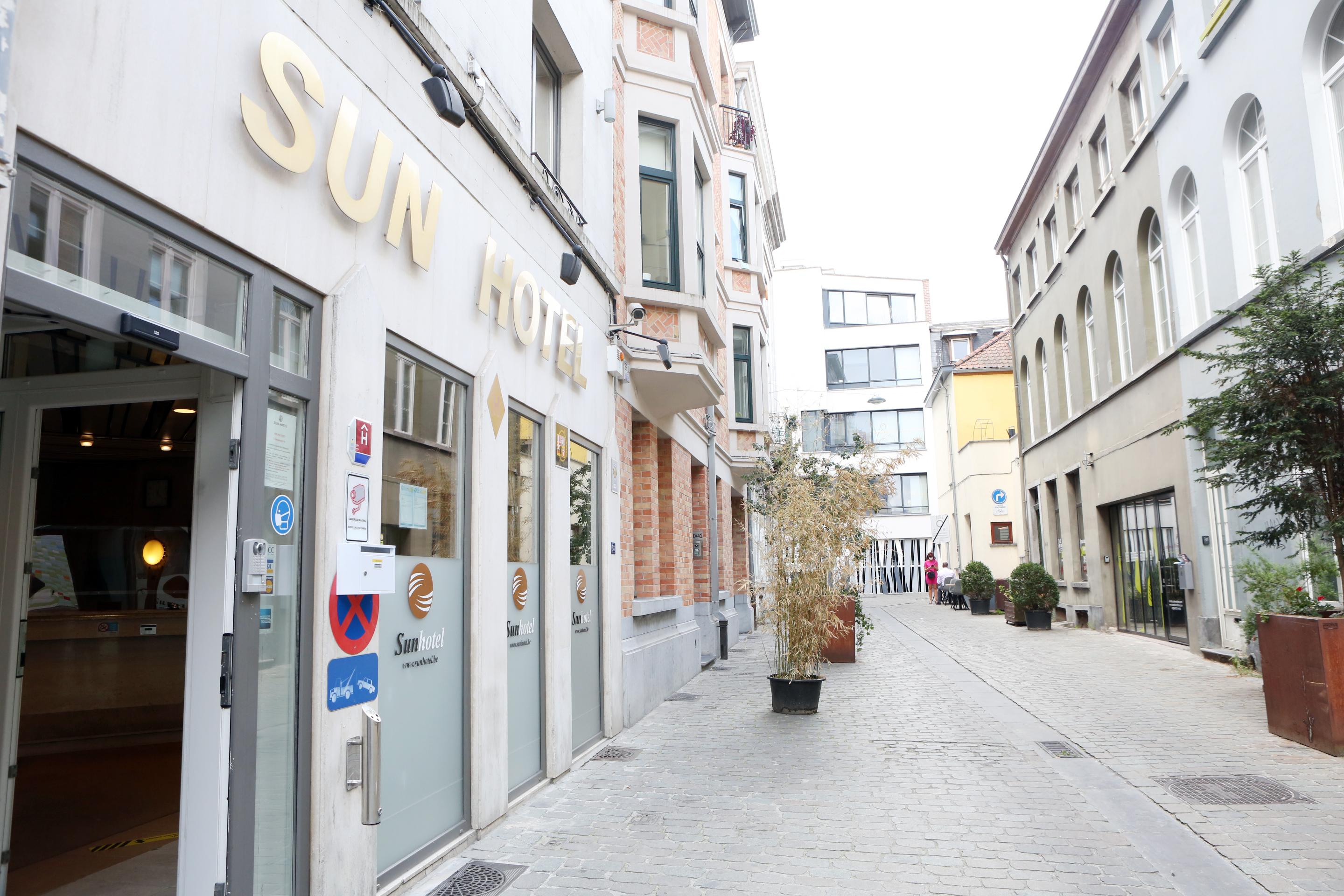 Sun Hotel Saint-Gilles Εξωτερικό φωτογραφία
